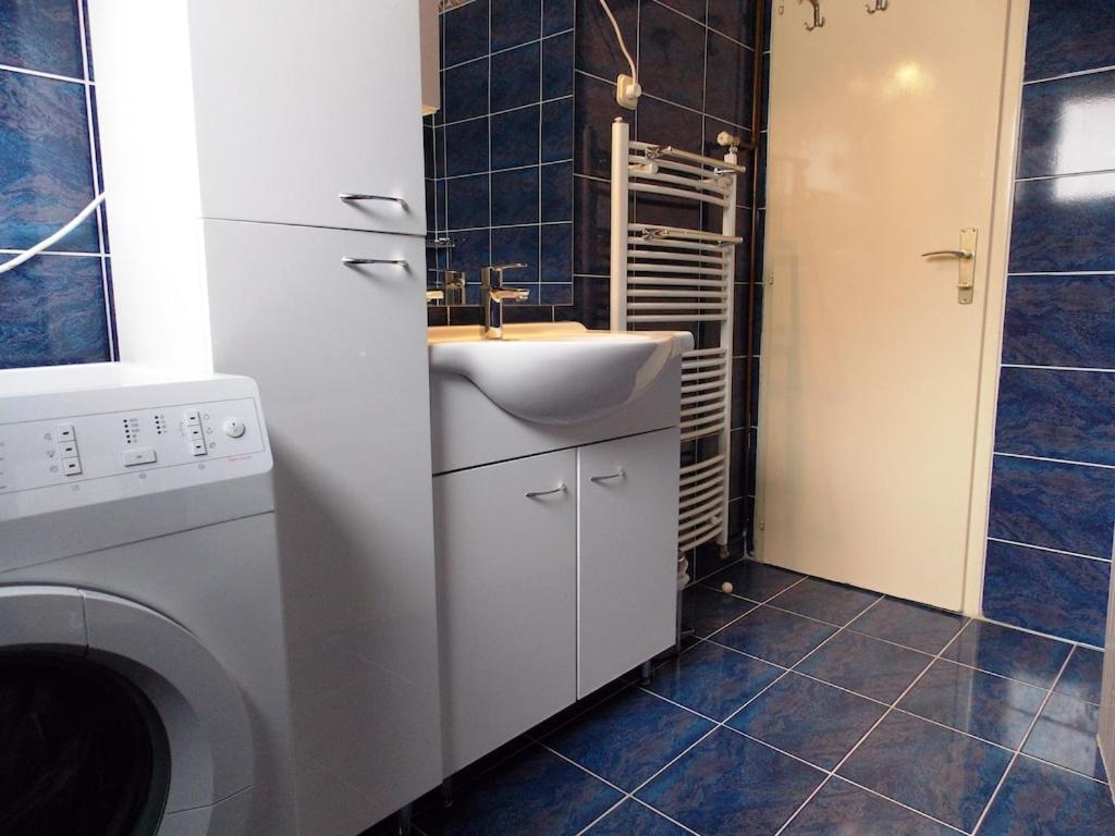 Apartment Sladic Njivice Buitenkant foto