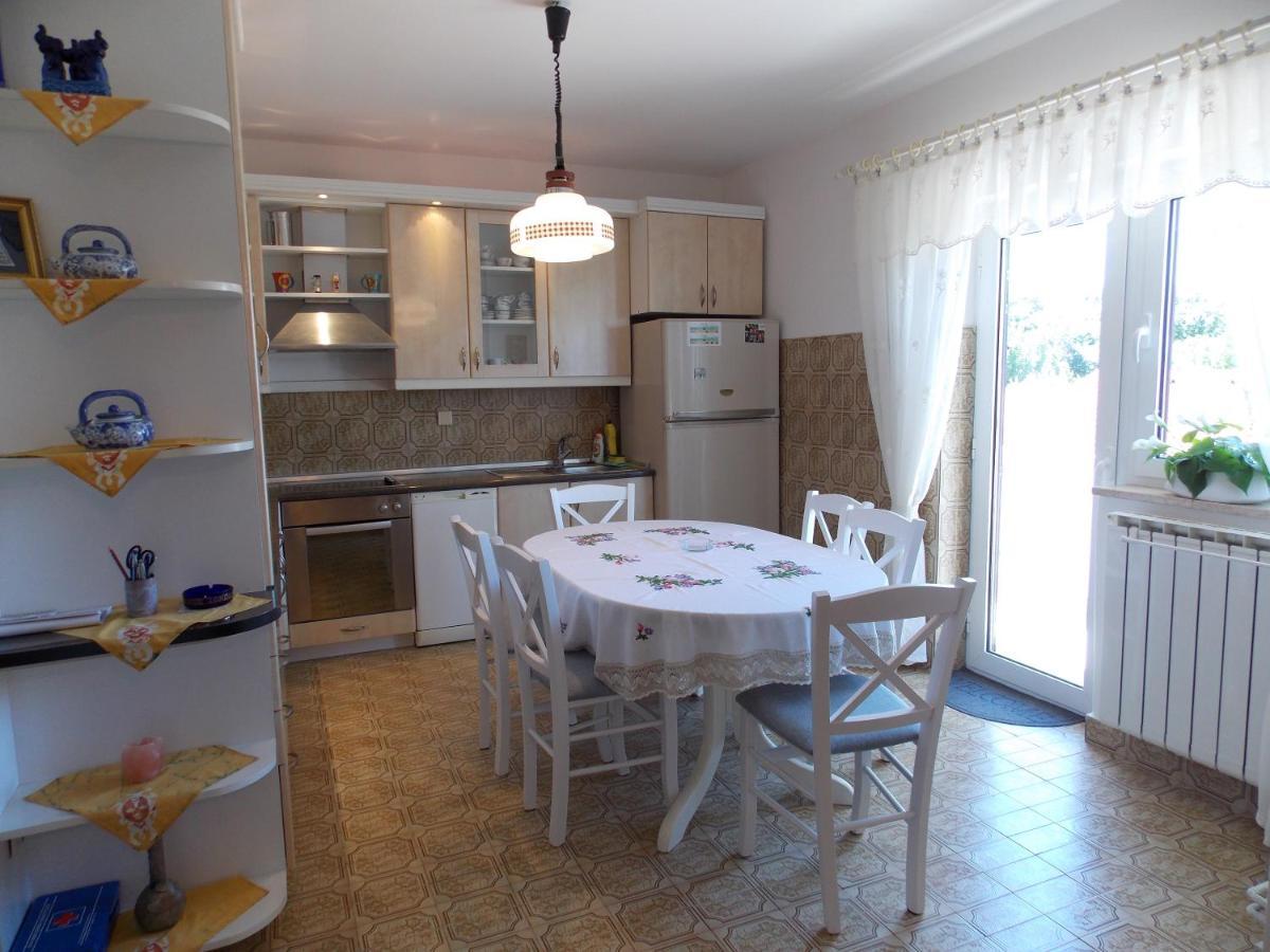 Apartment Sladic Njivice Buitenkant foto